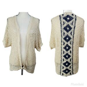 Sweet Journey Boho Cardigan Sweater Womens Sz S Cream Blue Geometric Short Slv‎